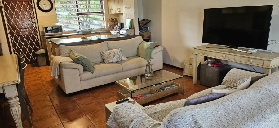 To Let 3 Bedroom Property for Rent in Diep River Western Cape